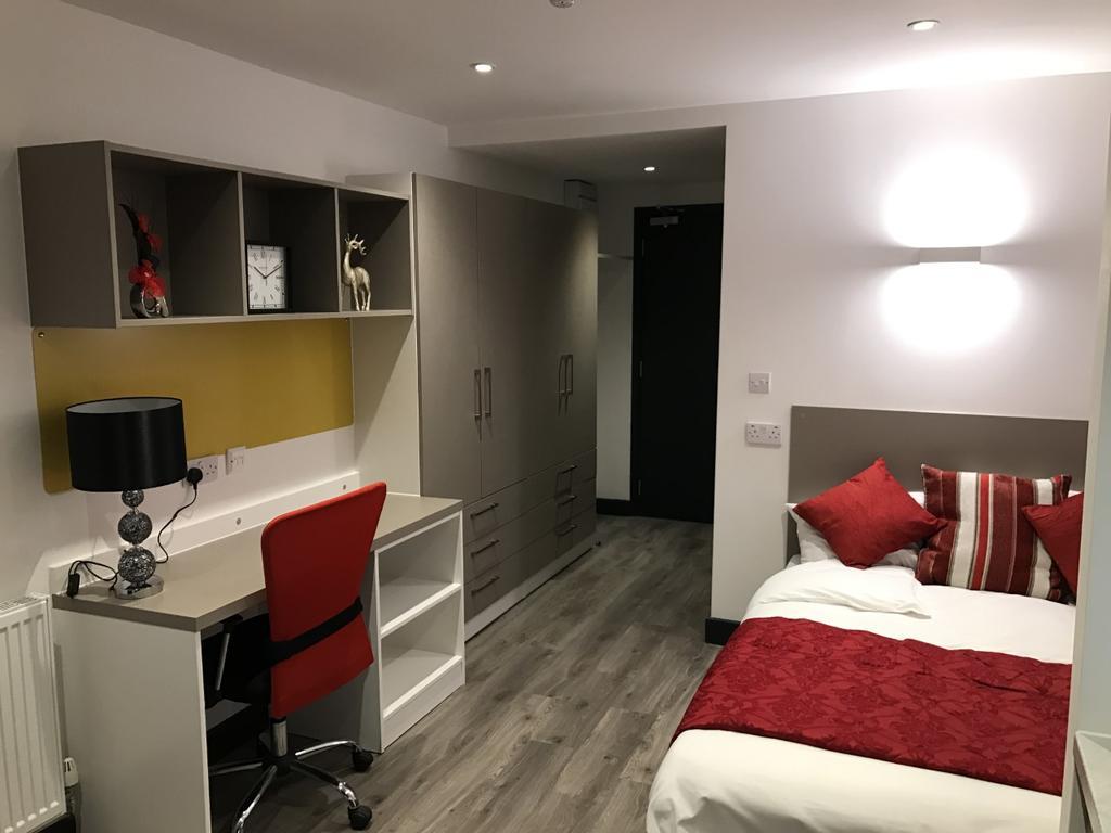 Citi Residences Serviced Rooms/ Apartments Luton  Exterior photo