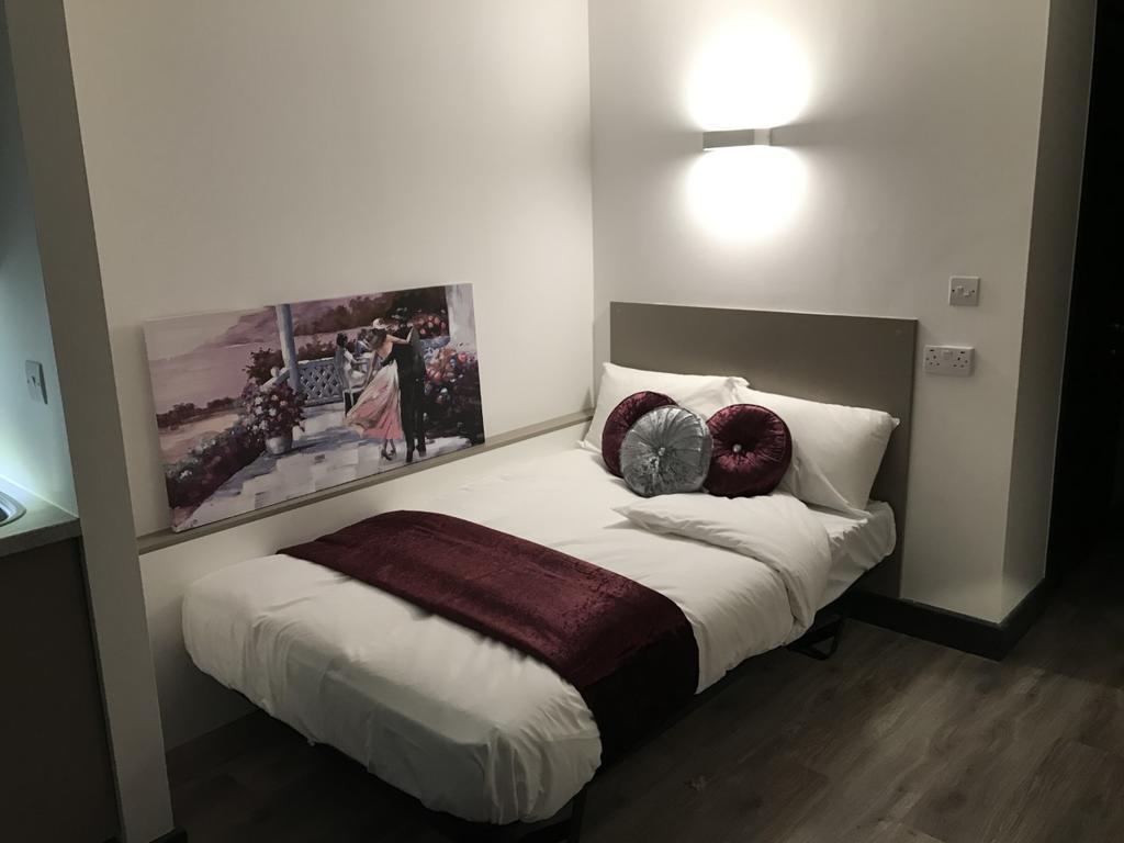 Citi Residences Serviced Rooms/ Apartments Luton  Exterior photo