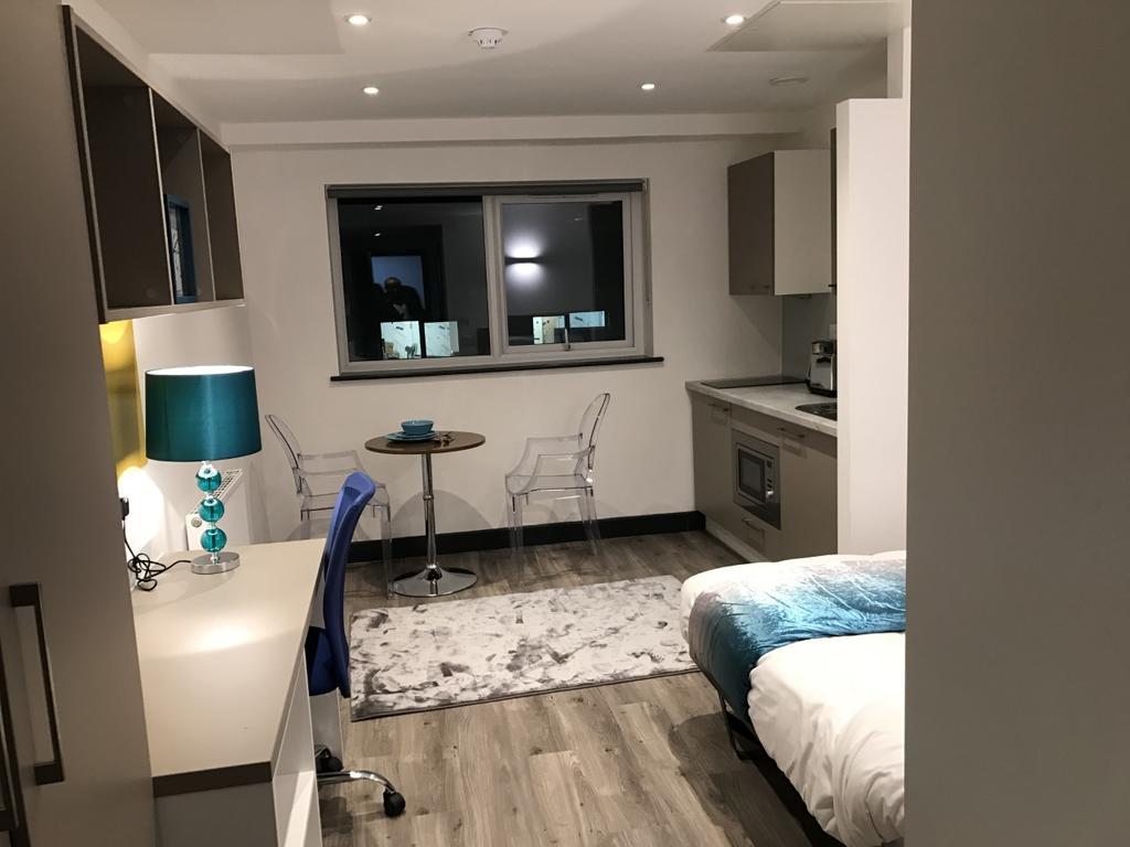 Citi Residences Serviced Rooms/ Apartments Luton  Exterior photo