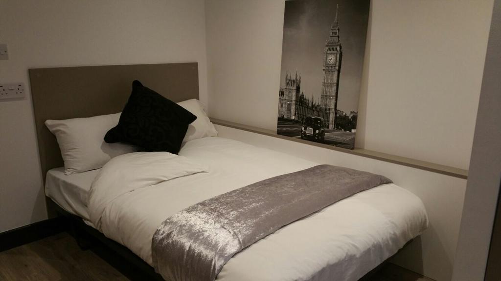 Citi Residences Serviced Rooms/ Apartments Luton  Exterior photo